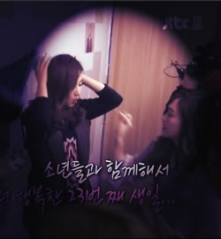 [PIC+VID+GIF][6/1/2012]«๑۩۞۩๑_ YURI ♥ JESSICA_๑۩۞۩๑_ PARIS ♥♕♥ ROMANTIC CITY ♥f  YULSIC_๑۩۞۩๑» - Page 11 Tumblr_lxo9khIXfW1qegqt2o6_250