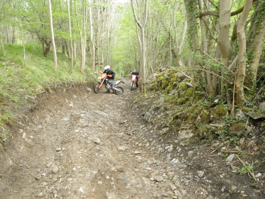 Trying to save the trails in The Peak District . IMGP1238_zps94f15229