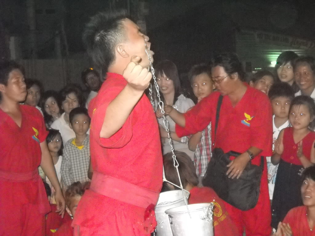 QUANG TRUNG ĐƯỜNG 2K11 ( múa tại nhà mình) DSCN0474