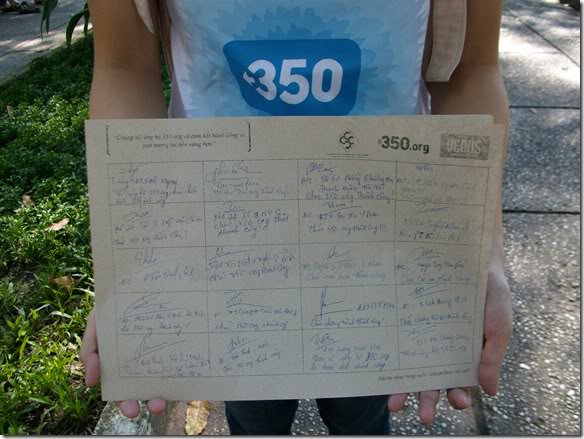 13 tỉnh thành tại việt nam cùng tham gia chiến dịch toàn cầu về biến đổi khí hậu 350.org năm 2011 10000-chu-ky-350org-khoaprocom-2_thumb