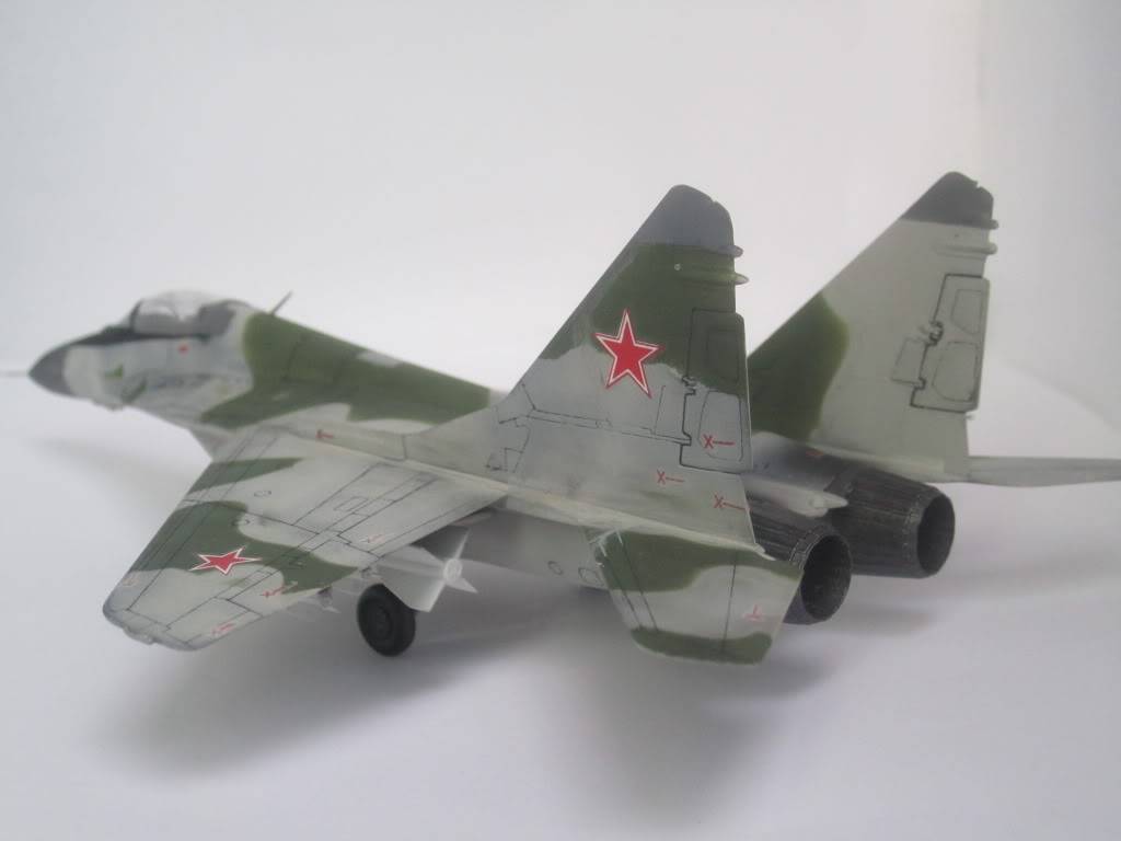 MiG-29 Fulcrum (Tamiya) - Đánh chặn bác OM IMG_1481