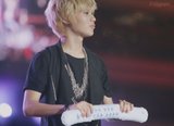 SHINee @ Hallyu Dream Concert [111003] Th_9fwuf