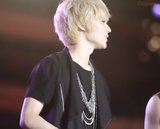 SHINee @ Hallyu Dream Concert [111003] Th_KioMm