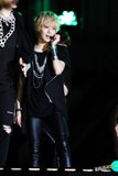 SHINee @ Hallyu Dream Concert [111003] Th_S80iM