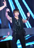 SHINee @ Hallyu Dream Concert [111003] Th_URlQm