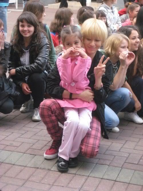 SHINee @ Russia 110906/7 Tumblr_lr54l71tKv1qcl8qx