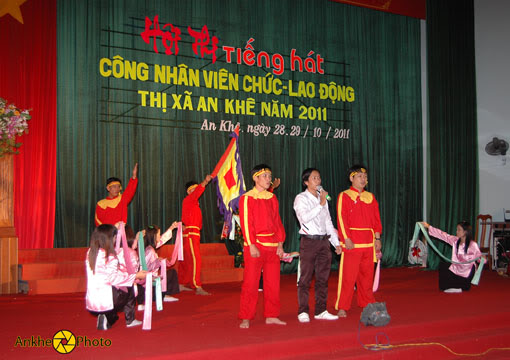 Hội thi tiếng hát Công nhân viên chức lao động Thĩ xã An Khê 2011 DSC_8939