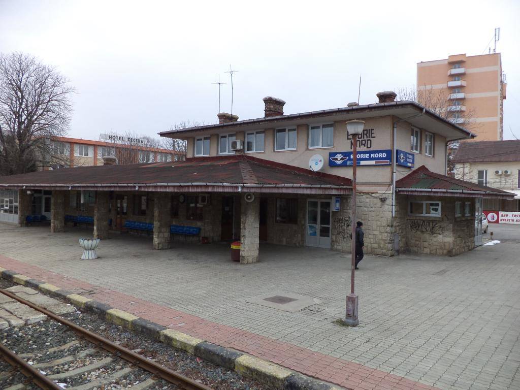 M 800 : Bucuresti Nord - Fetesti - Constanta - Mangalia - Pagina 66 DSC04049_zps8vnzapz3