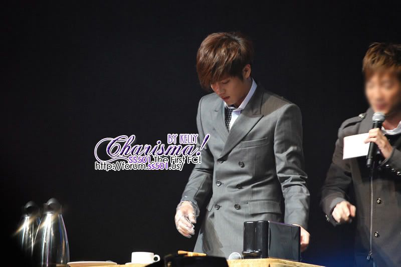 [YS+KJ] KyuJong & YoungSaeng AND Story in HongKong (6) 28