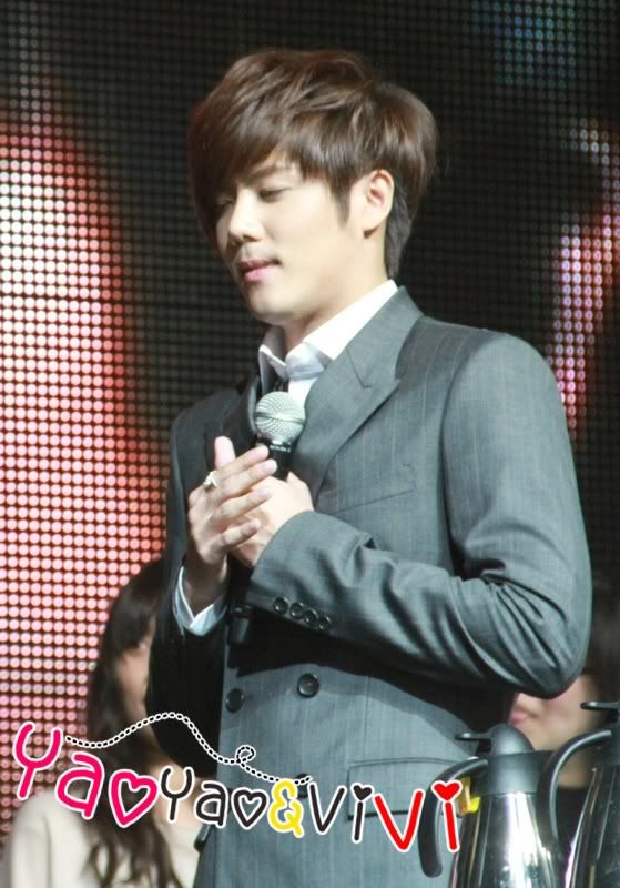 [KJ] Story in HongKong Fanmeeting (3) 85e336f357d2755cb17ec5d2