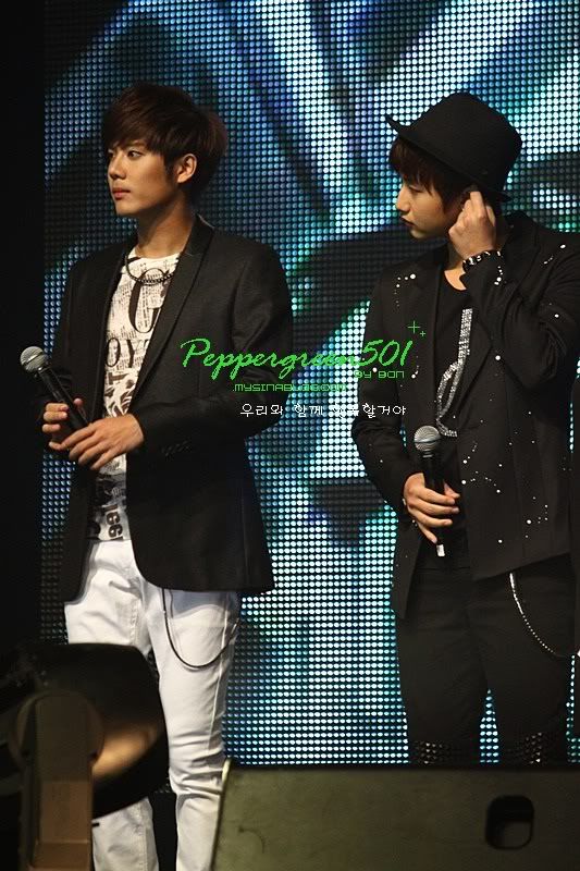 [YS+KJ] KyuJong & YoungSaeng AND Story in HongKong (5) 9cc6da4675ae785e9213c6d4-2