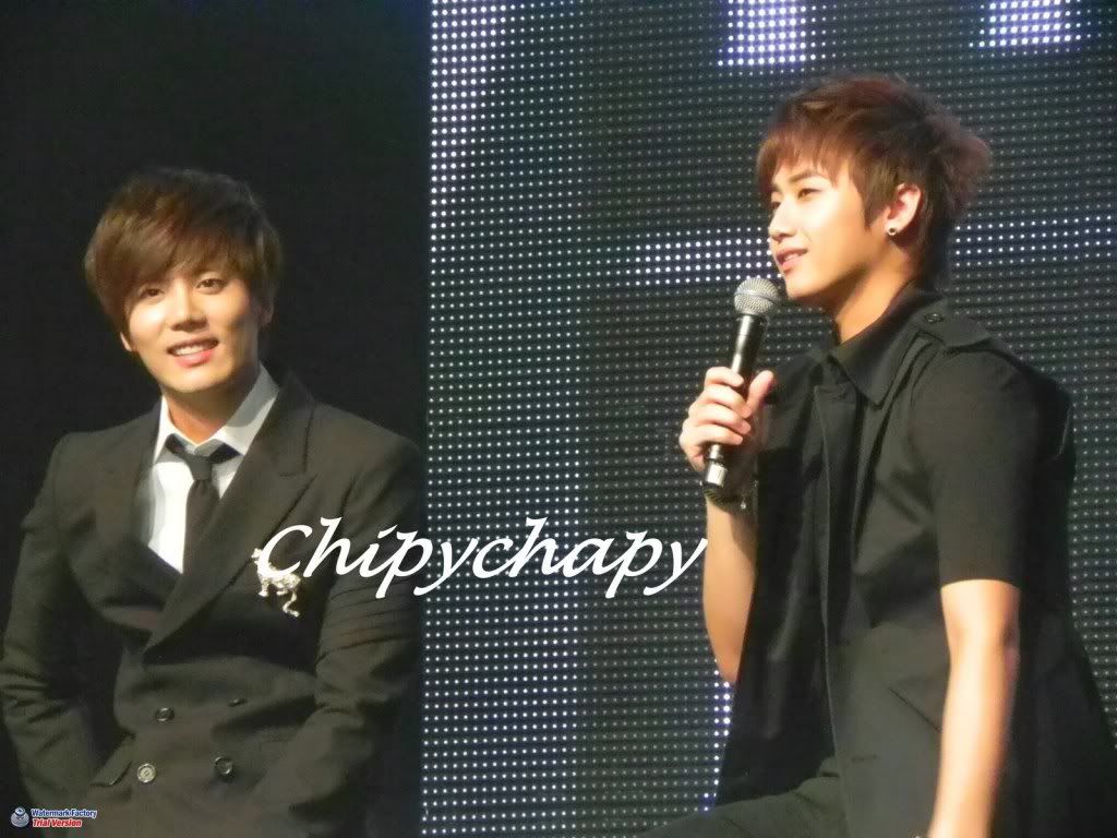 [YS+KJ] KyuJong & YoungSaeng AND Story in Hongkong (3)  DSCN2722