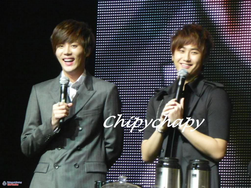 [YS+KJ] KyuJong & YoungSaeng AND Story in Hongkong (3)  DSCN2921