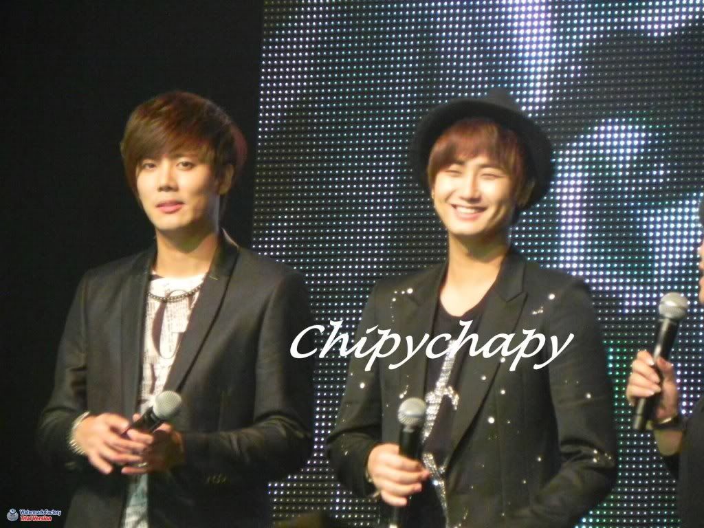 [YS+KJ] KyuJong & YoungSaeng AND Story in Hongkong (3)  DSCN3027