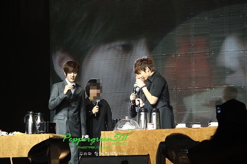 [YS+KJ] KyuJong & YoungSaeng AND Story in HongKong (5) C3b4a9a1207fc3b89152eed4-1