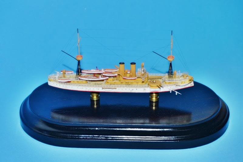 USS Maine 1898  resina 1/700 DSC_0051