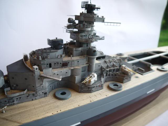 bismarck 1/200 the big maquette !! - Page 6 P1010746