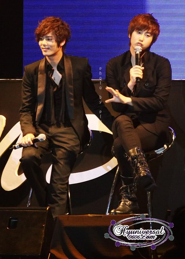 Imagenes Kyu Jong Young Saeng en Tailandia conferencia, fanmeeting y de compras V-yskytailand16