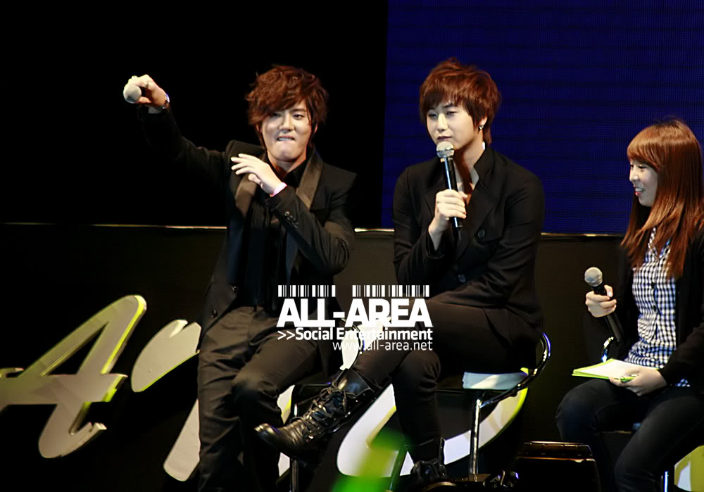 Imagenes Kyu Jong Young Saeng en Tailandia conferencia, fanmeeting y de compras V-yskytailand58