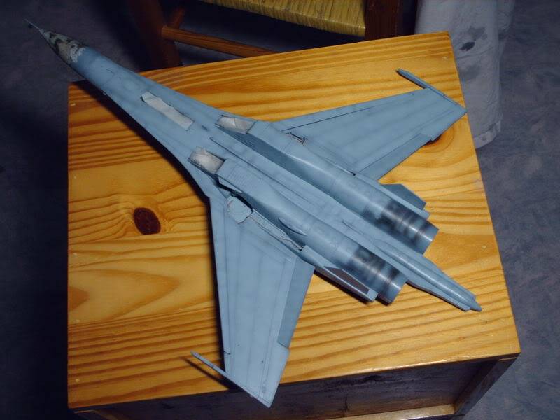 Su27 UB Flanker Angolais  [Academy] 1/48 - Page 3 HPIM0958