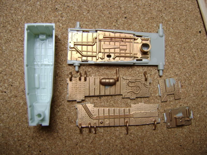 [Comparatif] F-14A Tomcat  [Tamyia/Revell] DSC00317