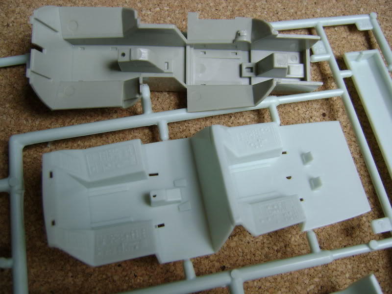 [Comparatif] F-14A Tomcat  [Tamyia/Revell] DSC00321