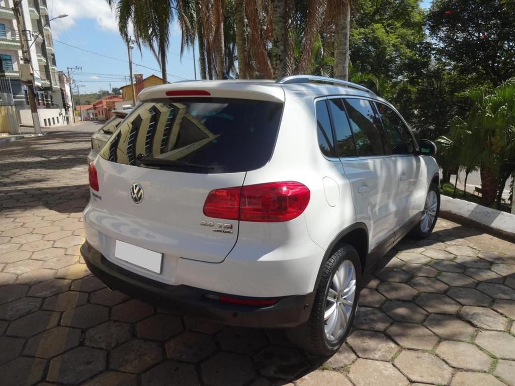 VW Tiguan 2.0 TSI 2013 28_zpso6cw6aje