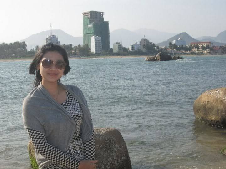 Me, you & sea - in Nhatrang city 180077_185960614767616_100000610352761_504609_2195419_n