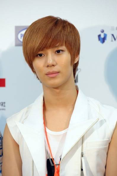 SHINee @ MTV VMAJ Red Carpet [110625] 117305669