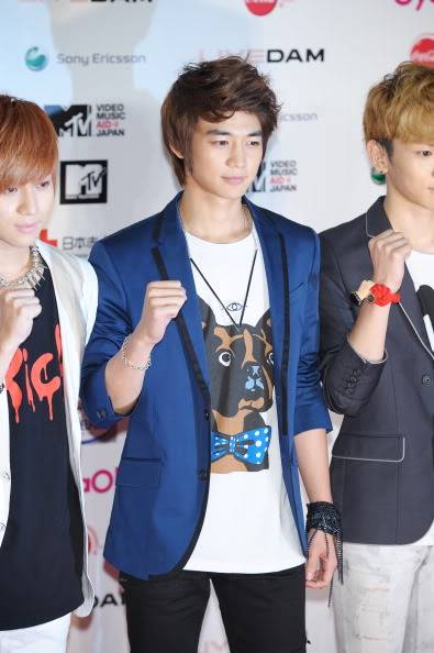 SHINee @ MTV VMAJ Red Carpet [110625] 117314550