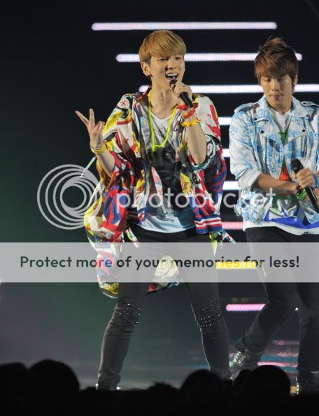 SHINee @ MTV VMAJ [110625] 117322919