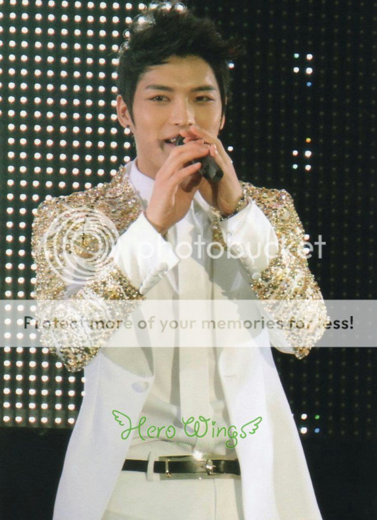 [PICS][111015-111016] JYJ Unforgettable Concert in Japan (JJ- focused) 472