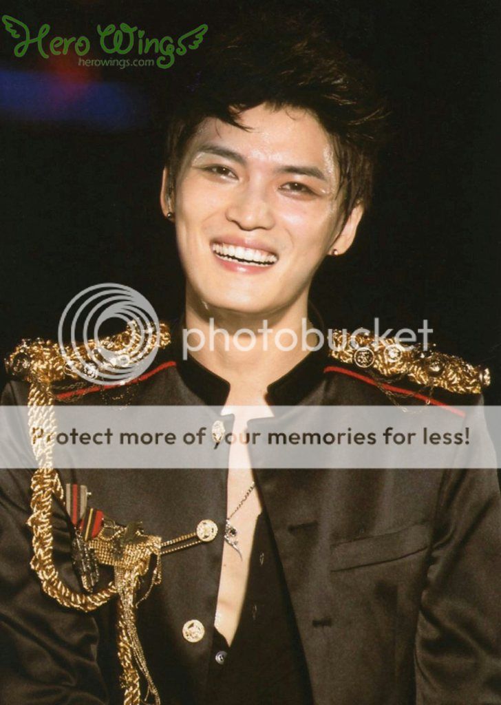 [PICS][111015-111016] JYJ Unforgettable Concert in Japan (JJ- focused) 498