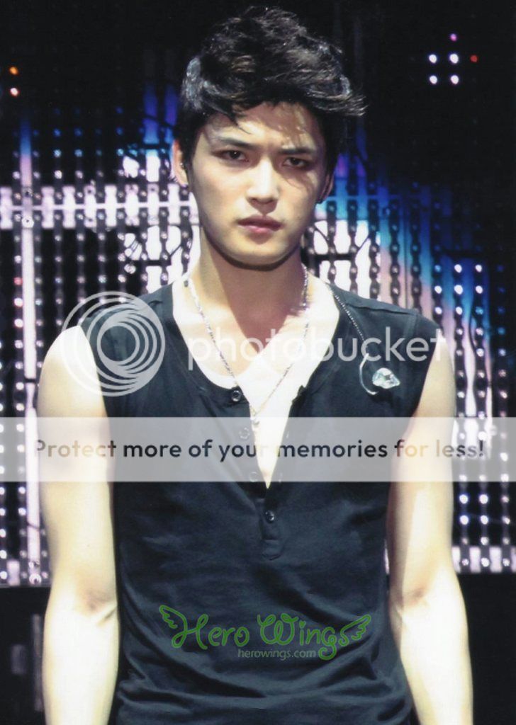 [PICS][111015-111016] JYJ Unforgettable Concert in Japan (JJ- focused) 502