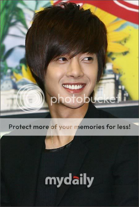 [HJL] Playful Kiss YouTube Special Edition Press Conference 71938_173976669279471_131095850234220_649537_6529763_n