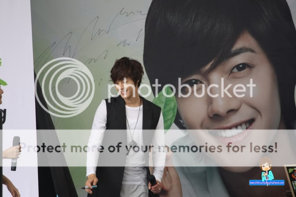 [HJL] TFS Meet & Greet (Fansign Event) (5)  2f631ec85ebf6e53bf09e697