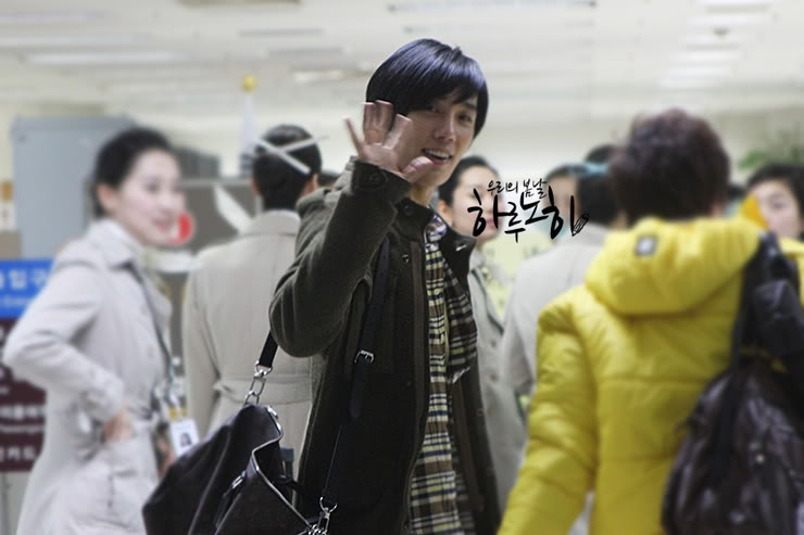 [JM] Gimpo Airport hacia Japón 020