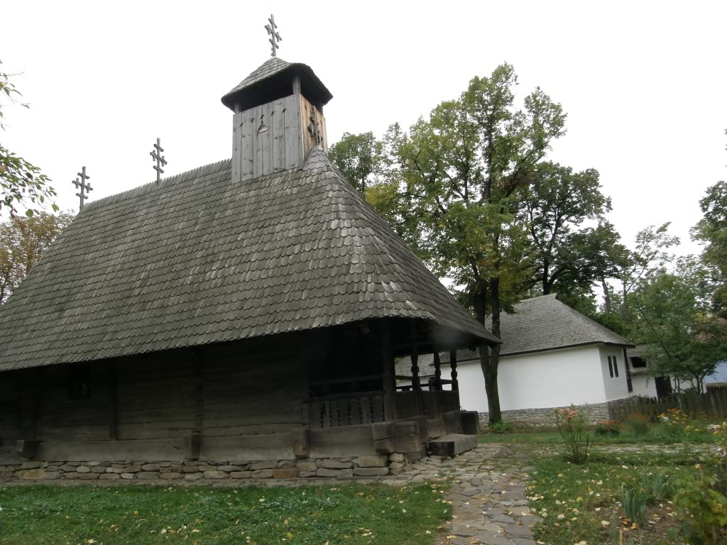 MUZEUL SATULUI DIN BUCURESTI - Pagina 4 MS4