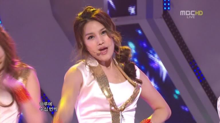 [CAPS][15.10.11] CHICHI "Longer" trên MBC Music Core Hc7X2