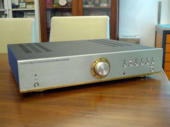 FS: Musical Fidelity A3 int Amp  P1050101-LR