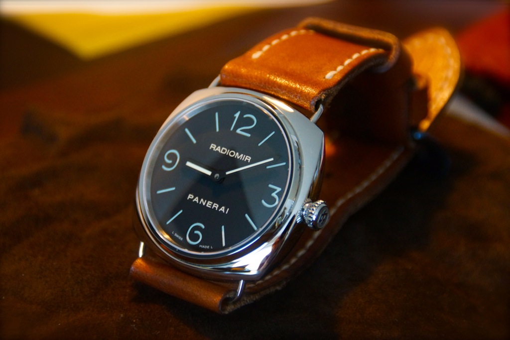 Revue Panerai PAM 210 : Back to Basics  File-7