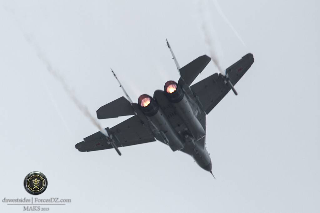 MAKS salon & air show IMG_3355_zps50885171