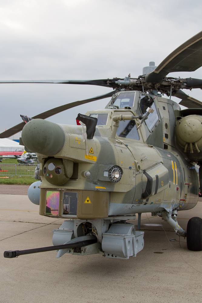 الوحش MI-28 MAKS 2013 IMG_0845_zps13d557b8