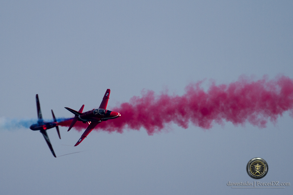 Red arrow a Doha  IMG_4101_zpsae2c2770