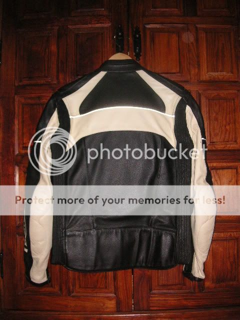 Vendo chaqueta TRIUMPH PICT0004