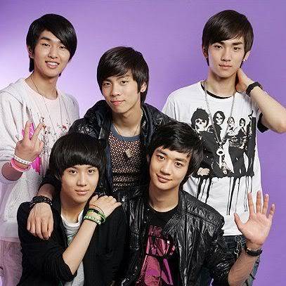 صور فرقة شايني SHINee-SHINee17