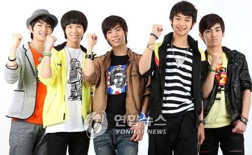 صور فرقة شايني SHINee-SHINee19