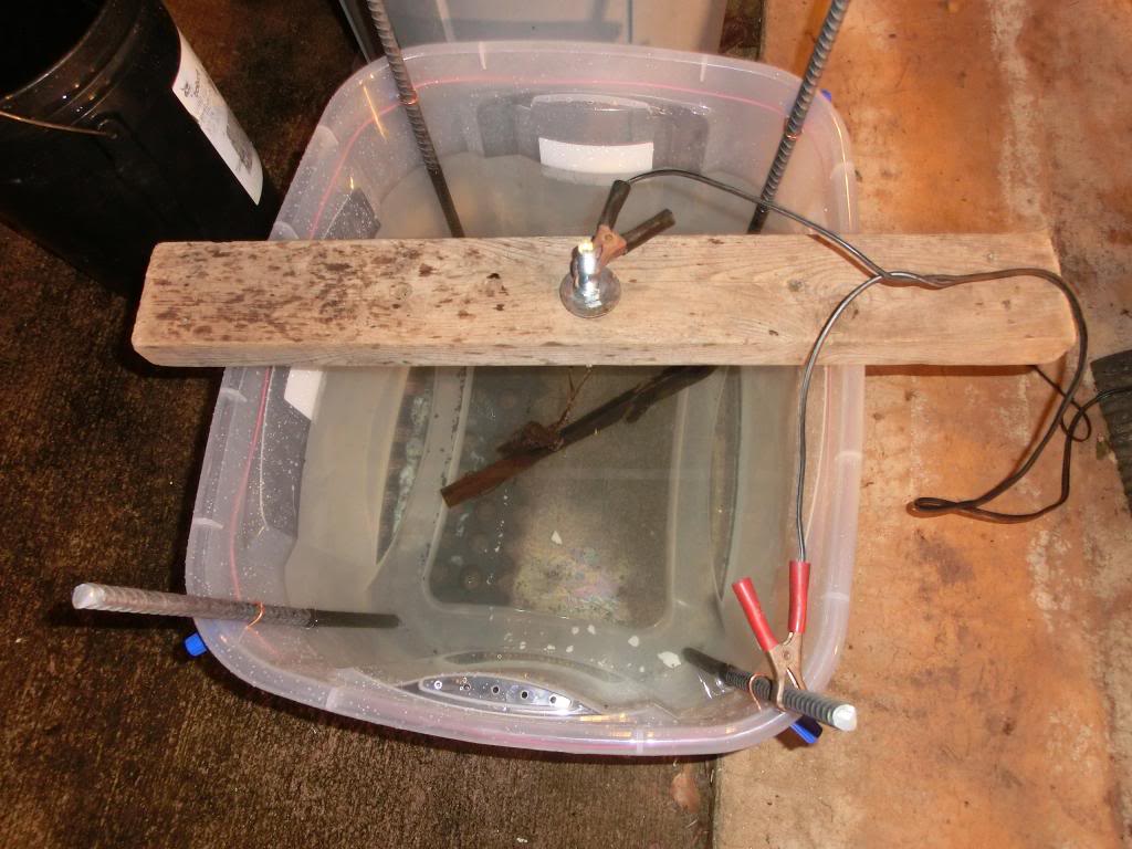 Rust removal by electrolysis (revisited) with detailed photos/info Bug4saleelectrolysis005_zpsadb2f509
