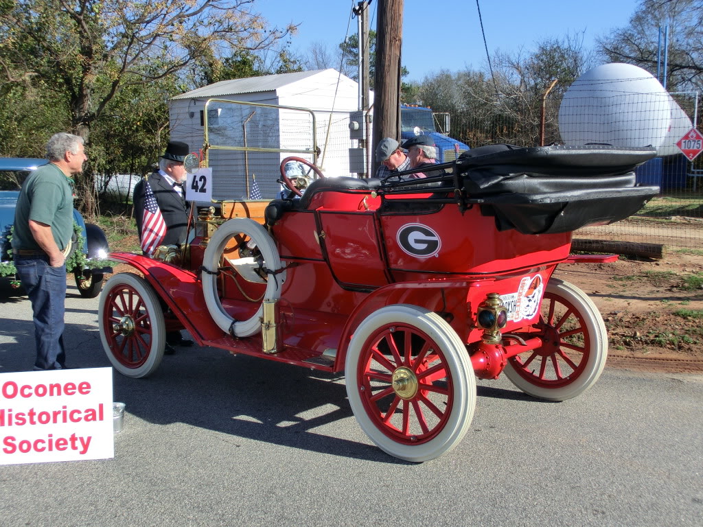 Watkinsville Christmas parade Dec 3rd 2011 ClubmeetColinParade2011055