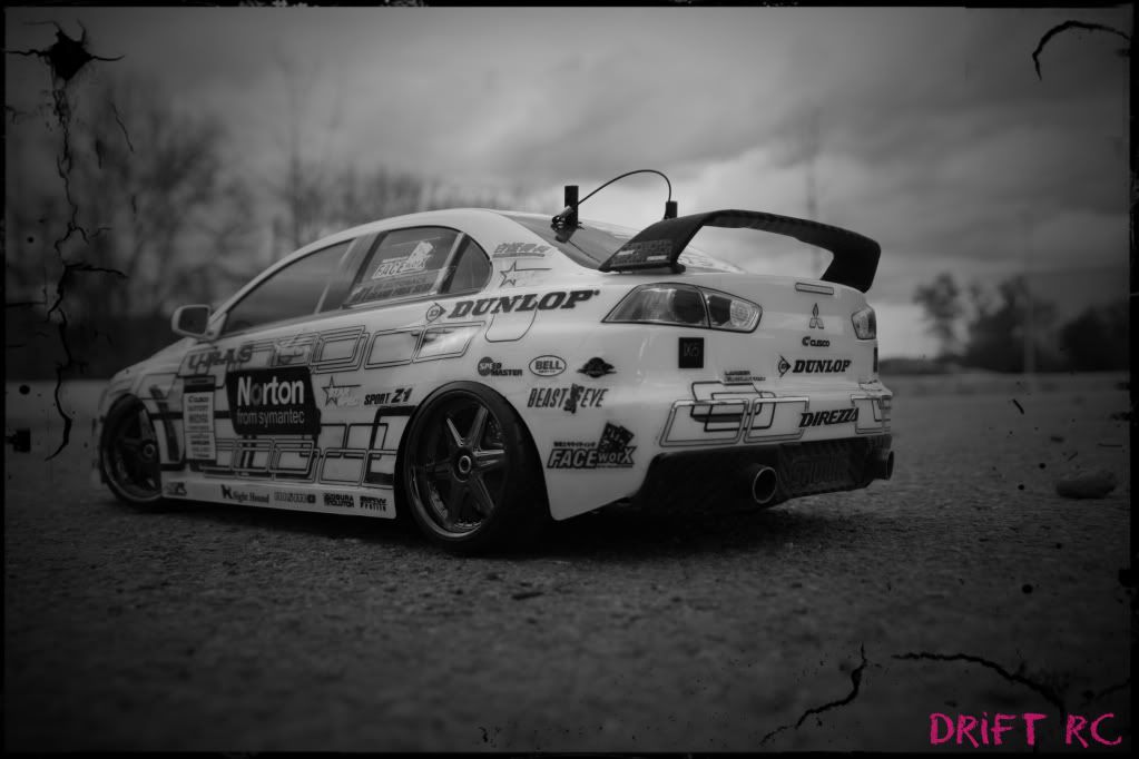 Mitsubishi Evo X con deco " Ken Nomura" DriftRcRetouche